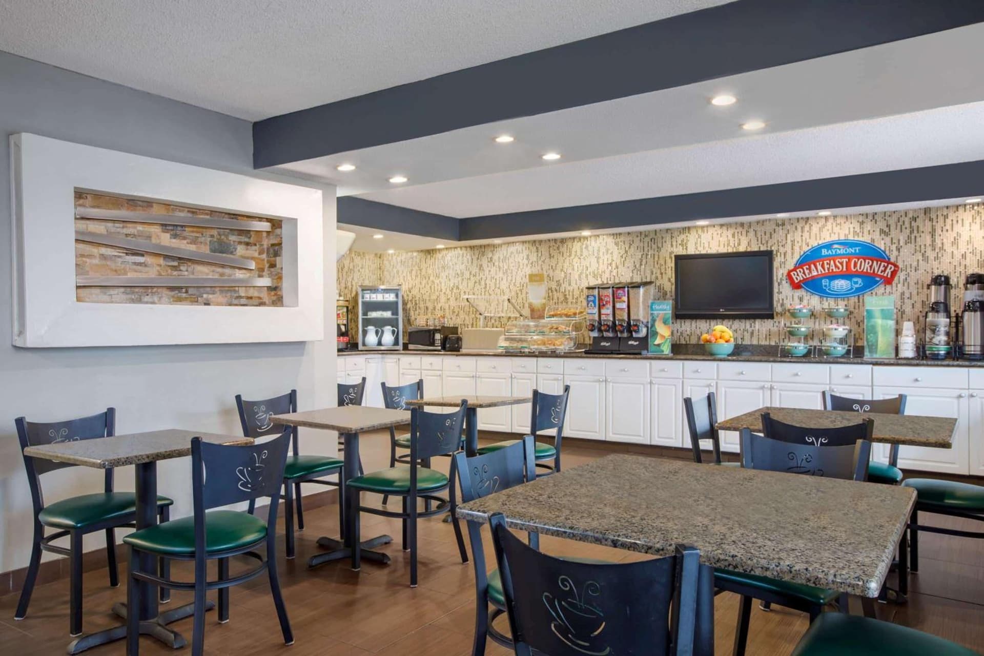 Baymont by Wyndham Wilmington gallery photo in Wilmington, NC — image 15