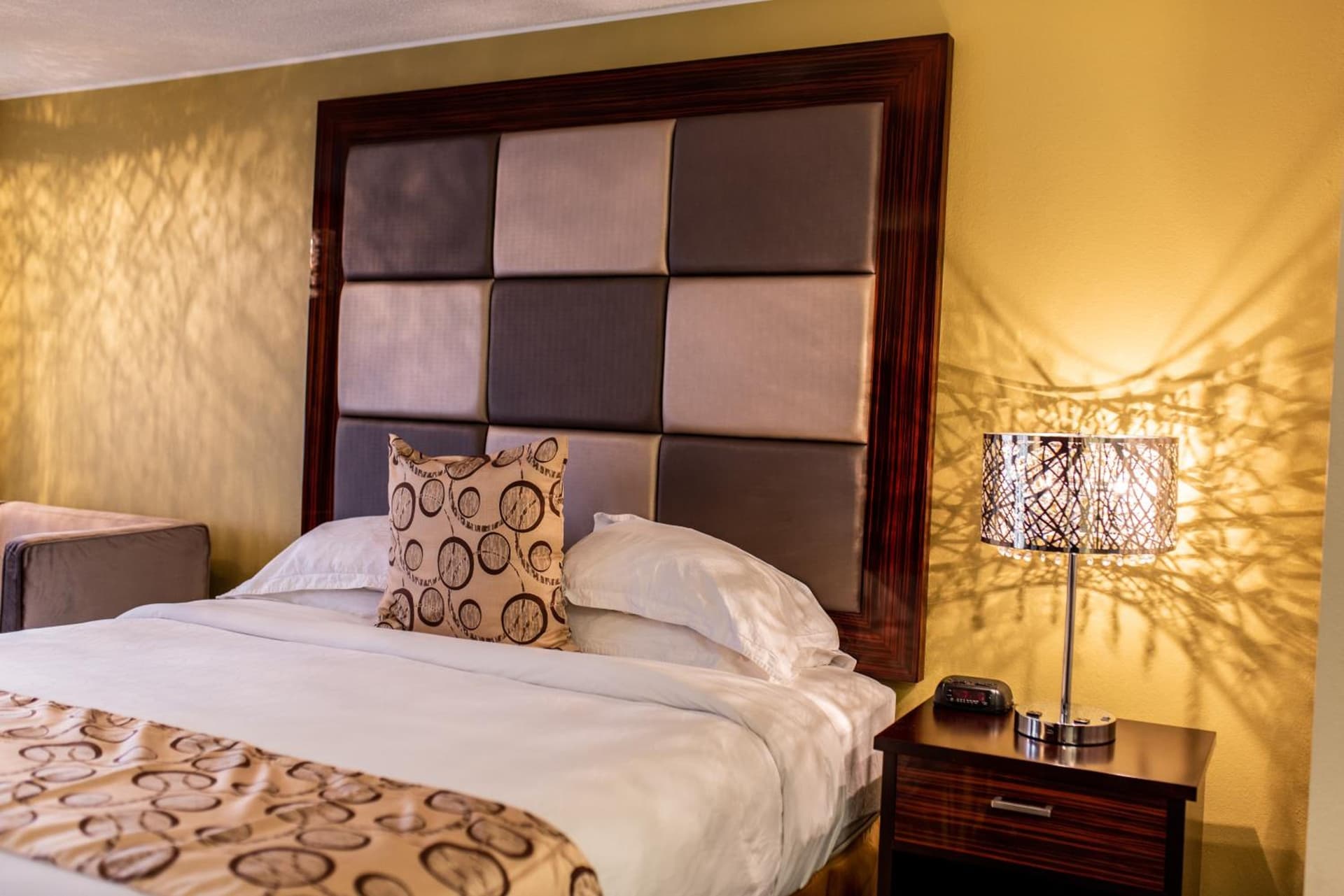 Gateway Inn and Suites property views in Salida, CO — gallery photo 3