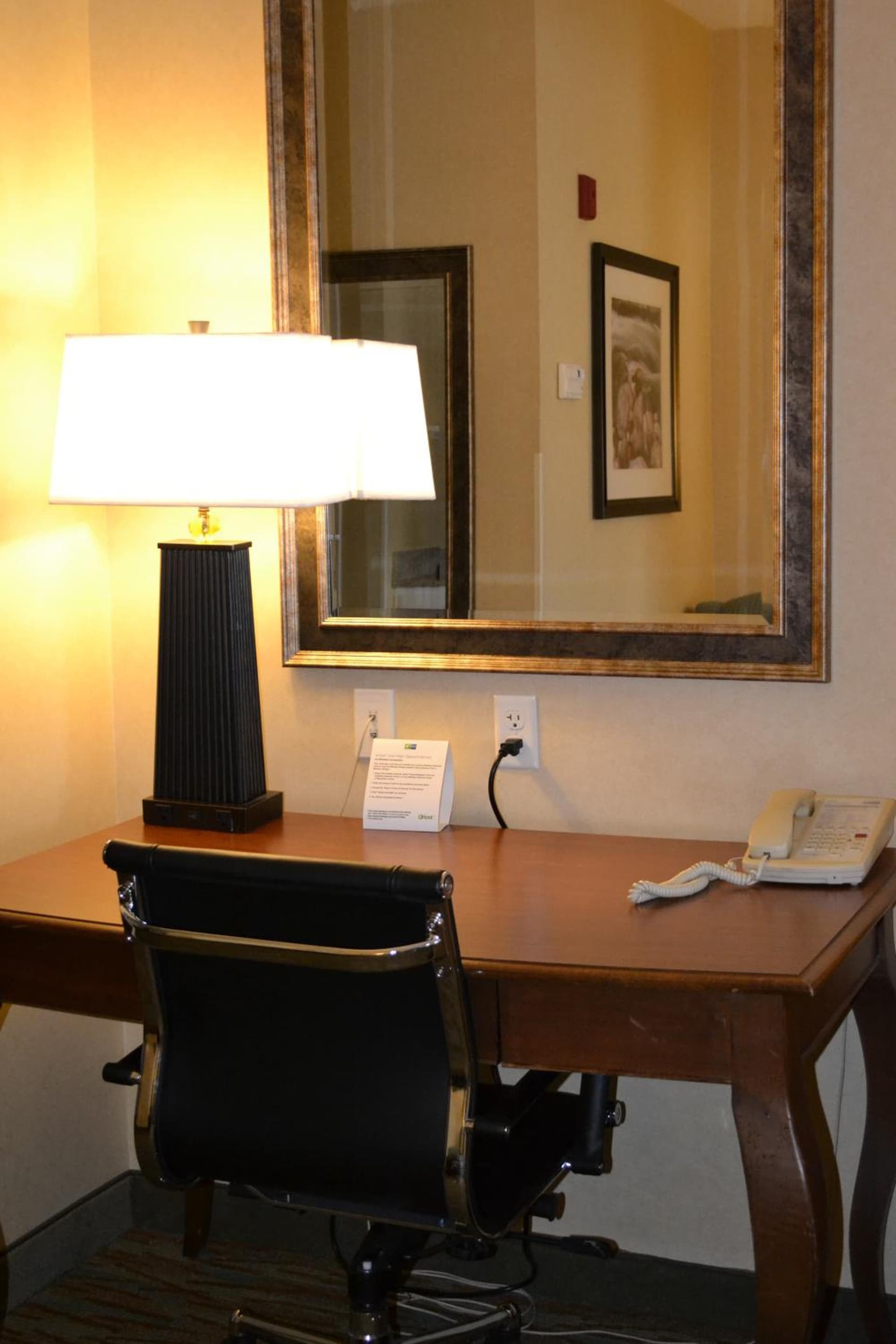 Holiday Inn Express Biddeford by IHG interior in Biddeford, ME — gallery photo 2