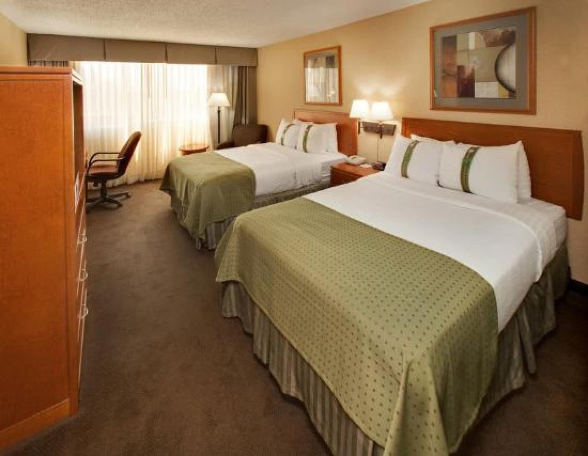 Holiday Inn Des Moines-Downtown-Mercy Campus by IHG gallery photo in Des Moines, IA — image 17
