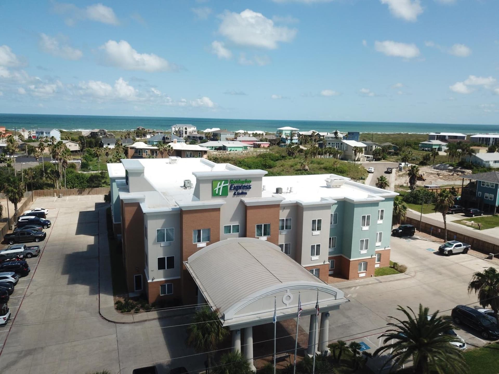 Holiday Inn Express Hotel and Suites Port Aransas/Beach Area by IHG gallery photo in Port Aransas, TX — image 16