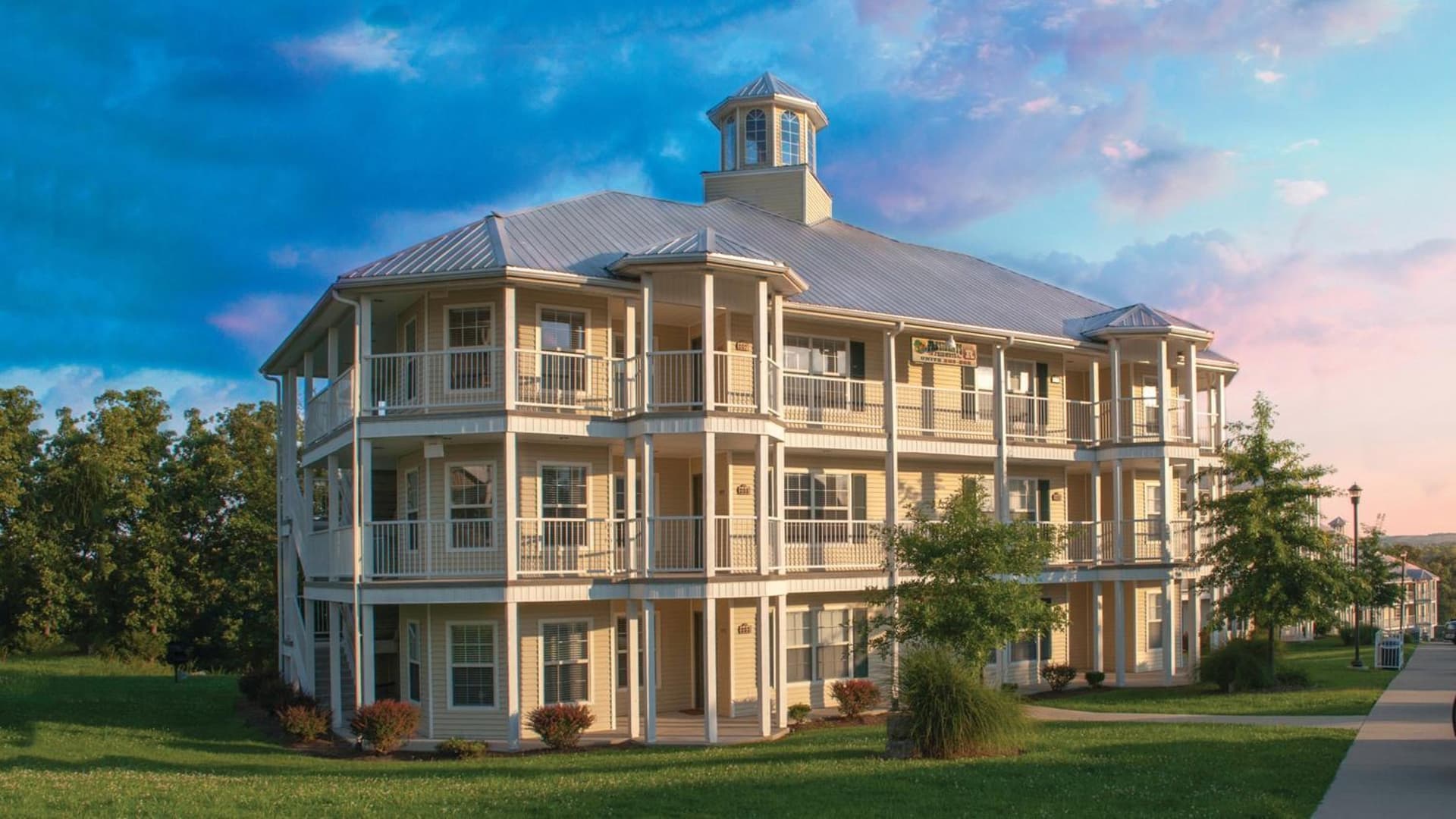 Holiday Inn Club Vacations Holiday Hills Resort at Branson — hotel in Branson, Missouri