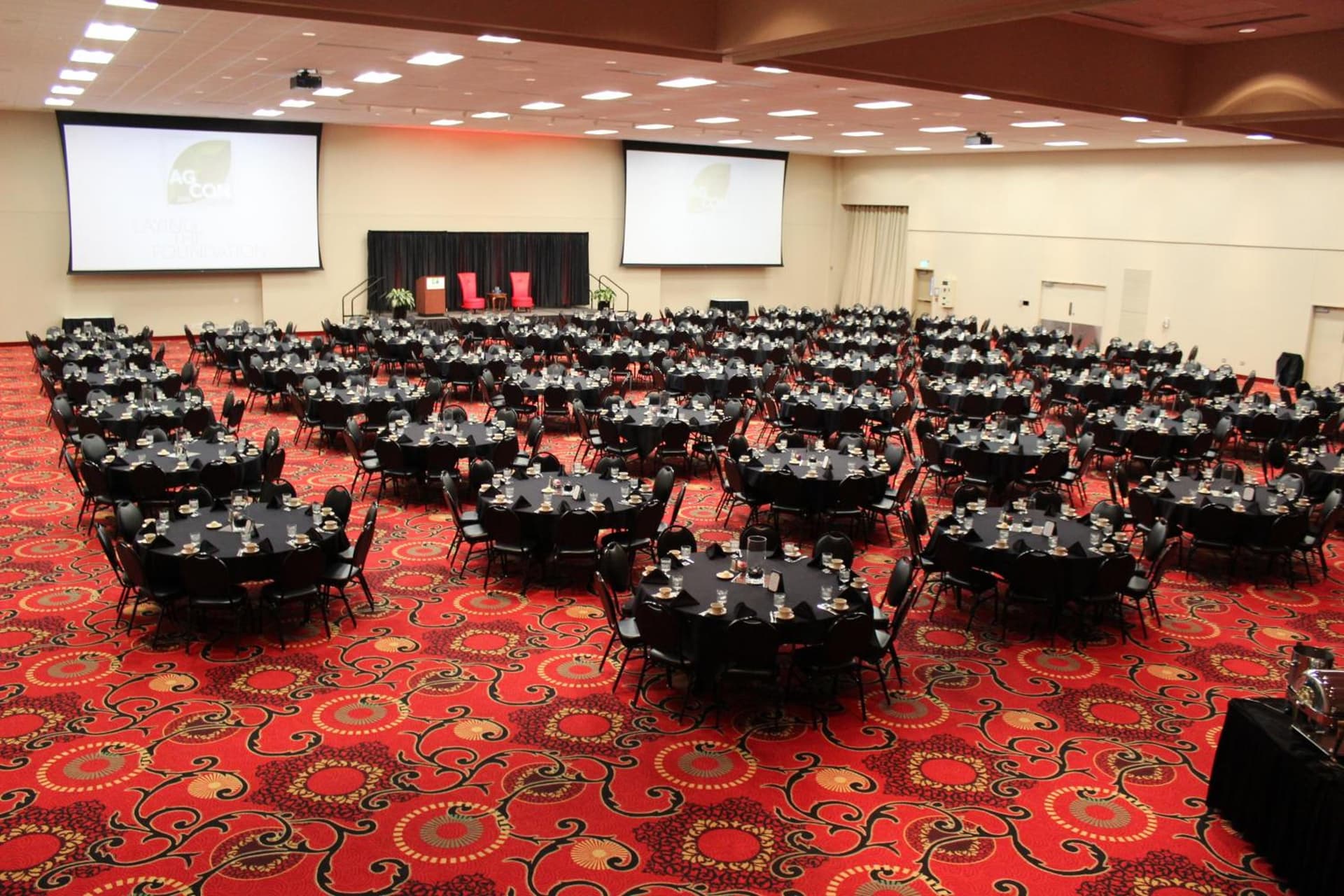 Holiday Inn Des Moines-Airport Conf Center by IHG gallery photo in Des Moines, IA — image 31