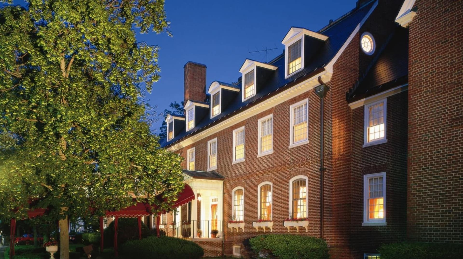 The Exeter Inn featured exterior or lobby in Exeter — similar hotel