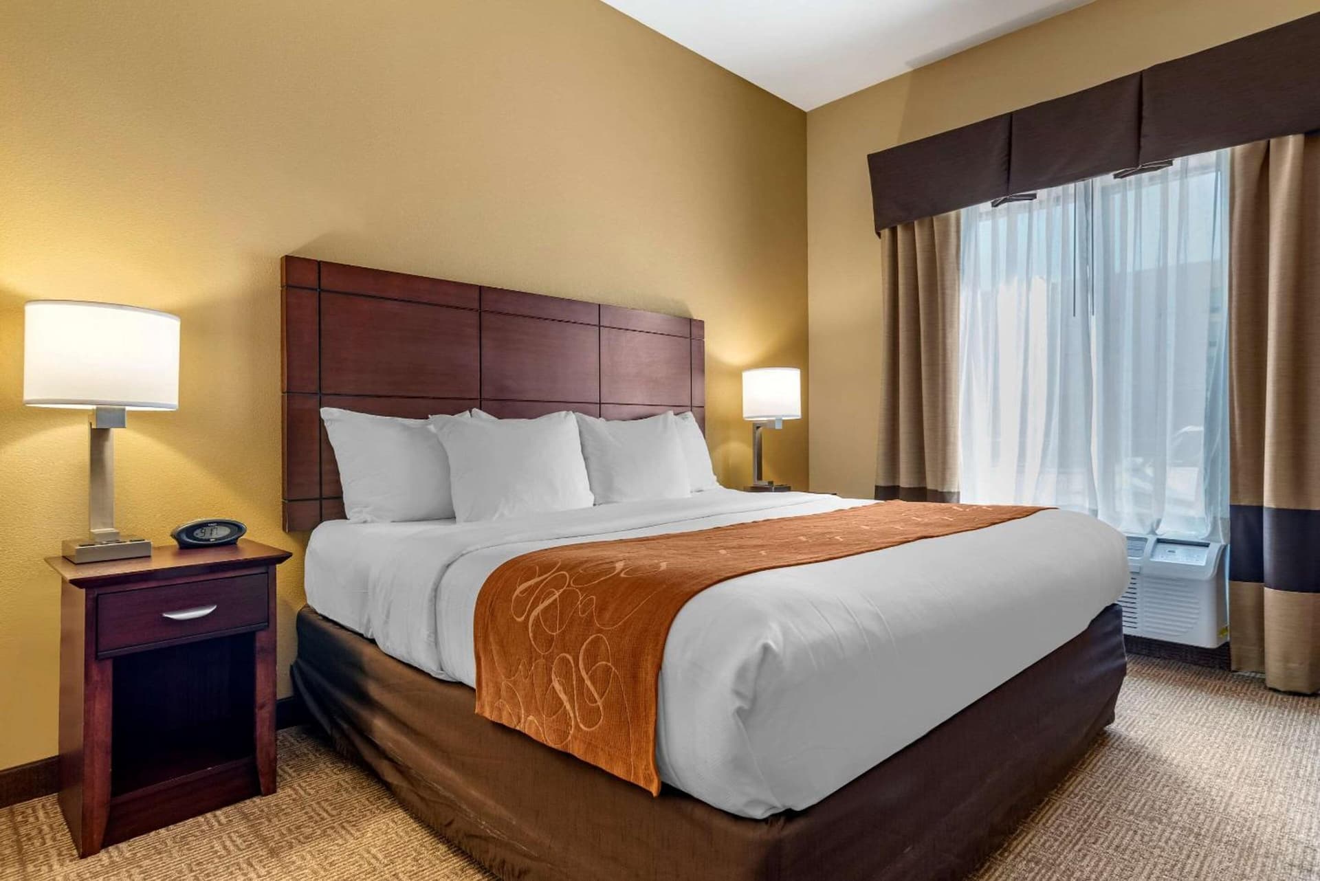 Comfort Suites Airport South property views in Montgomery, AL — gallery photo 3