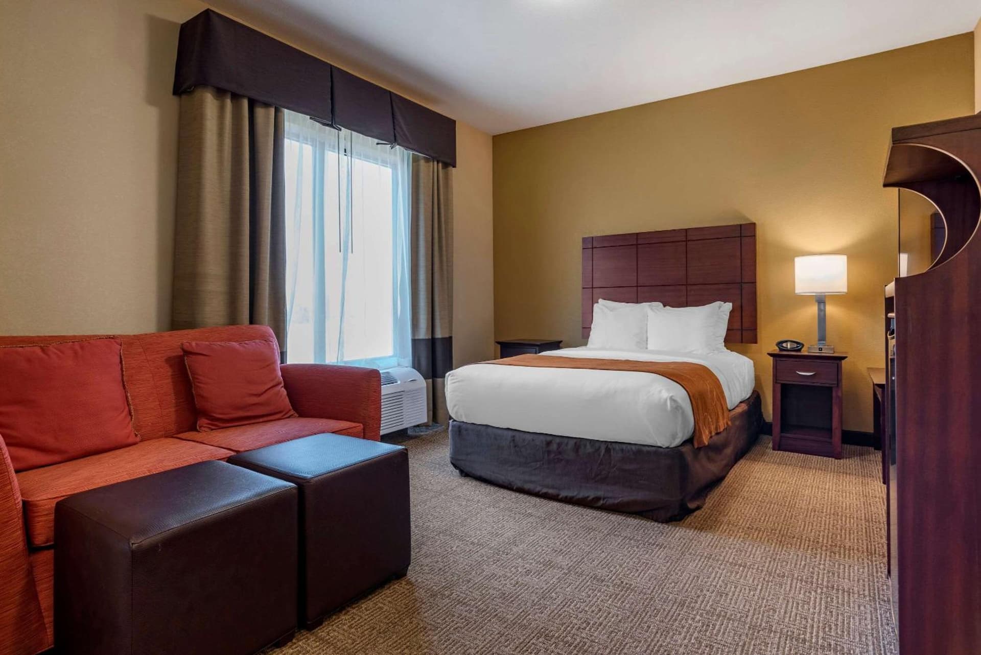 Comfort Suites Airport South gallery photo in Montgomery, AL — image 9