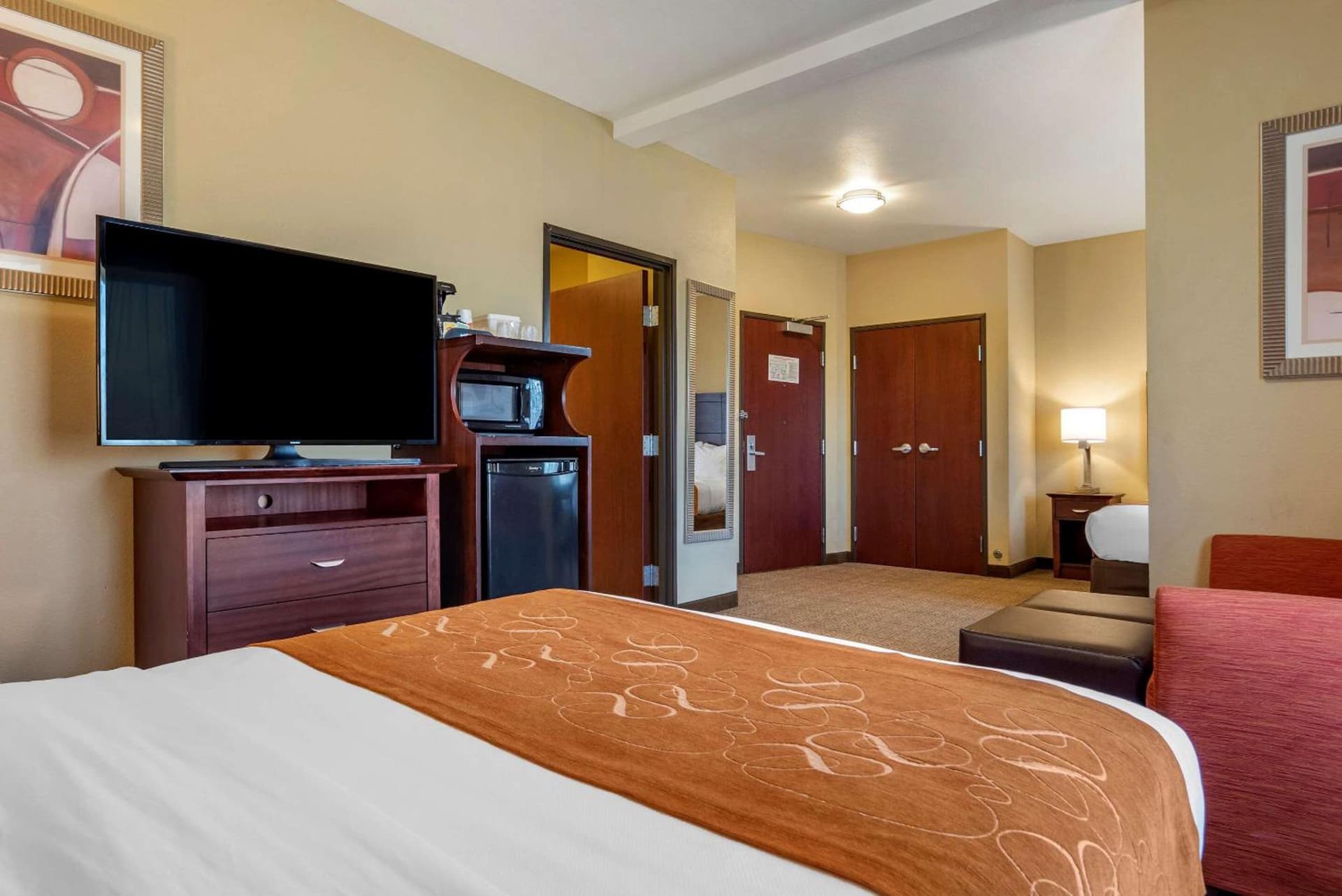 Comfort Suites Airport South gallery photo in Montgomery, AL — image 18