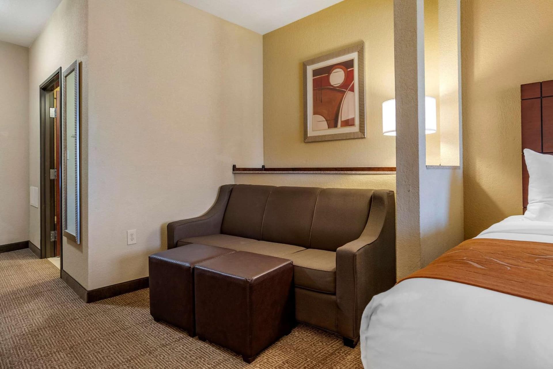Comfort Suites Airport South gallery photo in Montgomery, AL — image 8