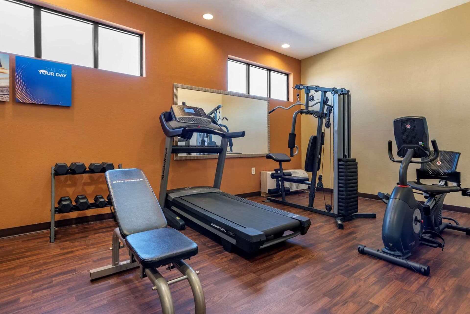 Comfort Suites Airport South gallery photo in Montgomery, AL — image 27