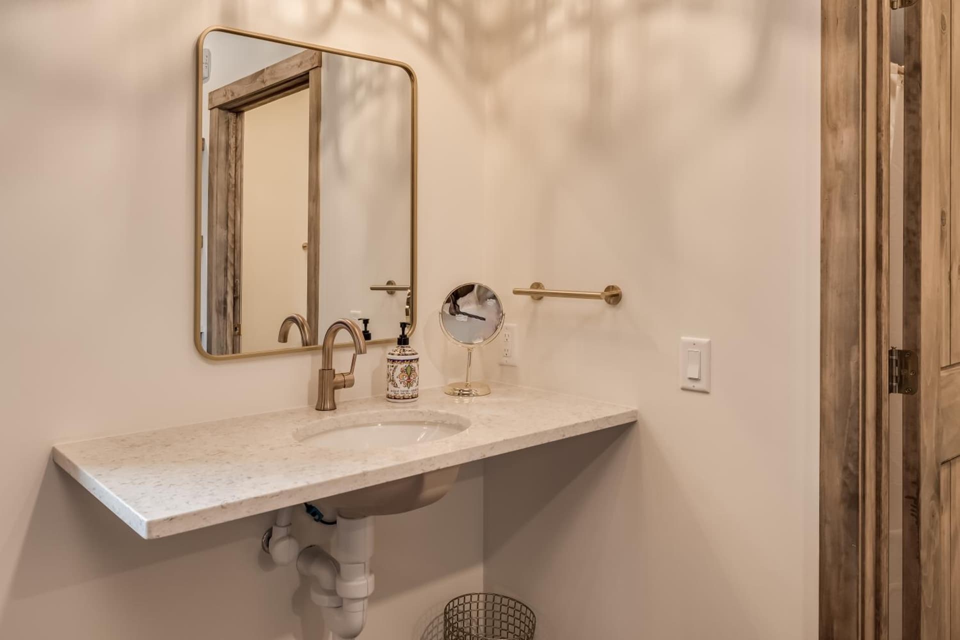 The Port of Prescott Boutique Hotel gallery photo in Prescott, WI — image 28