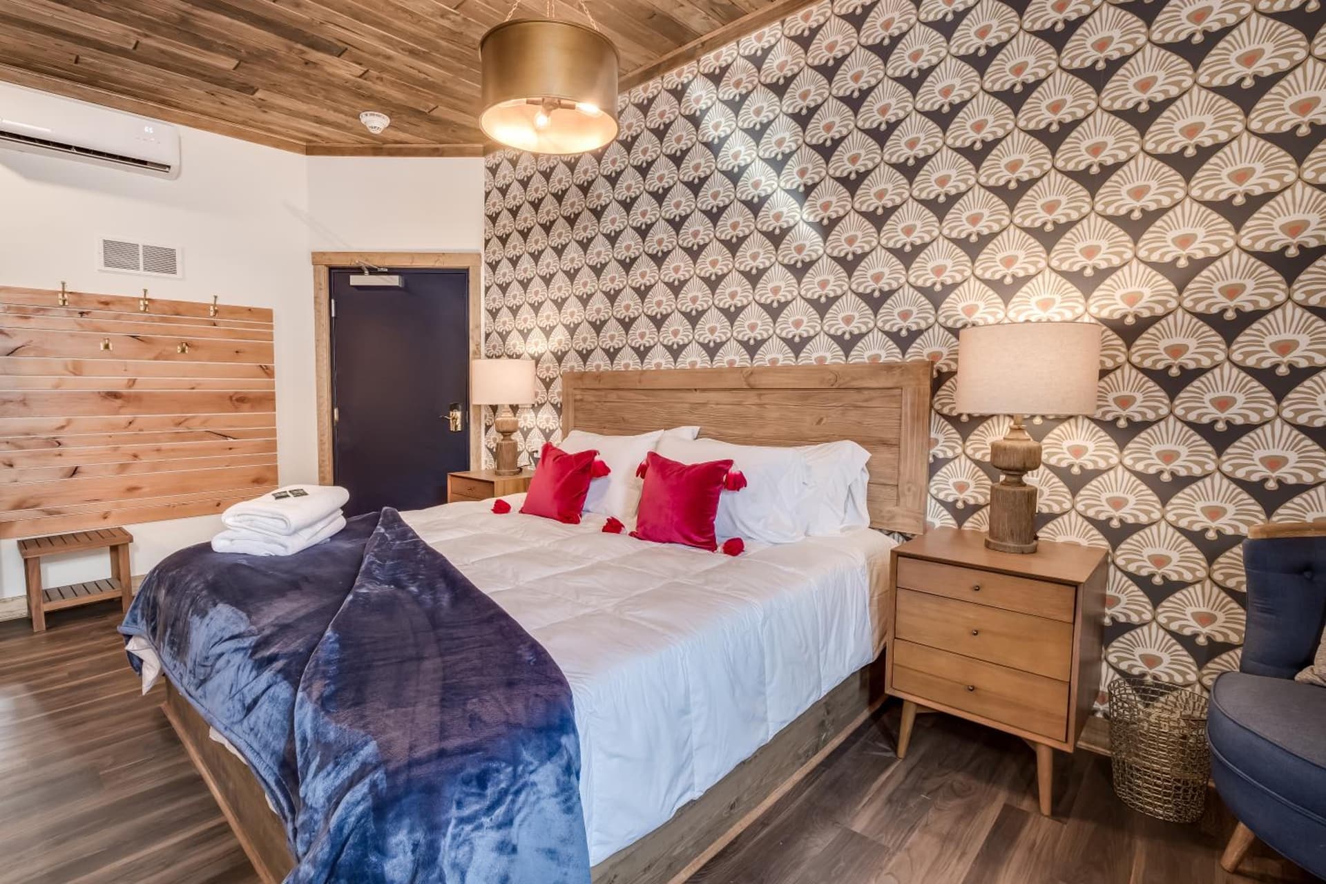 The Port of Prescott Boutique Hotel gallery photo in Prescott, WI — image 81