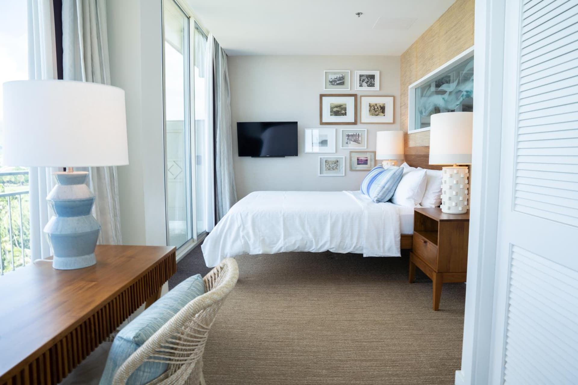 Kaimana Beach Hotel gallery photo in Honolulu, HI — image 40