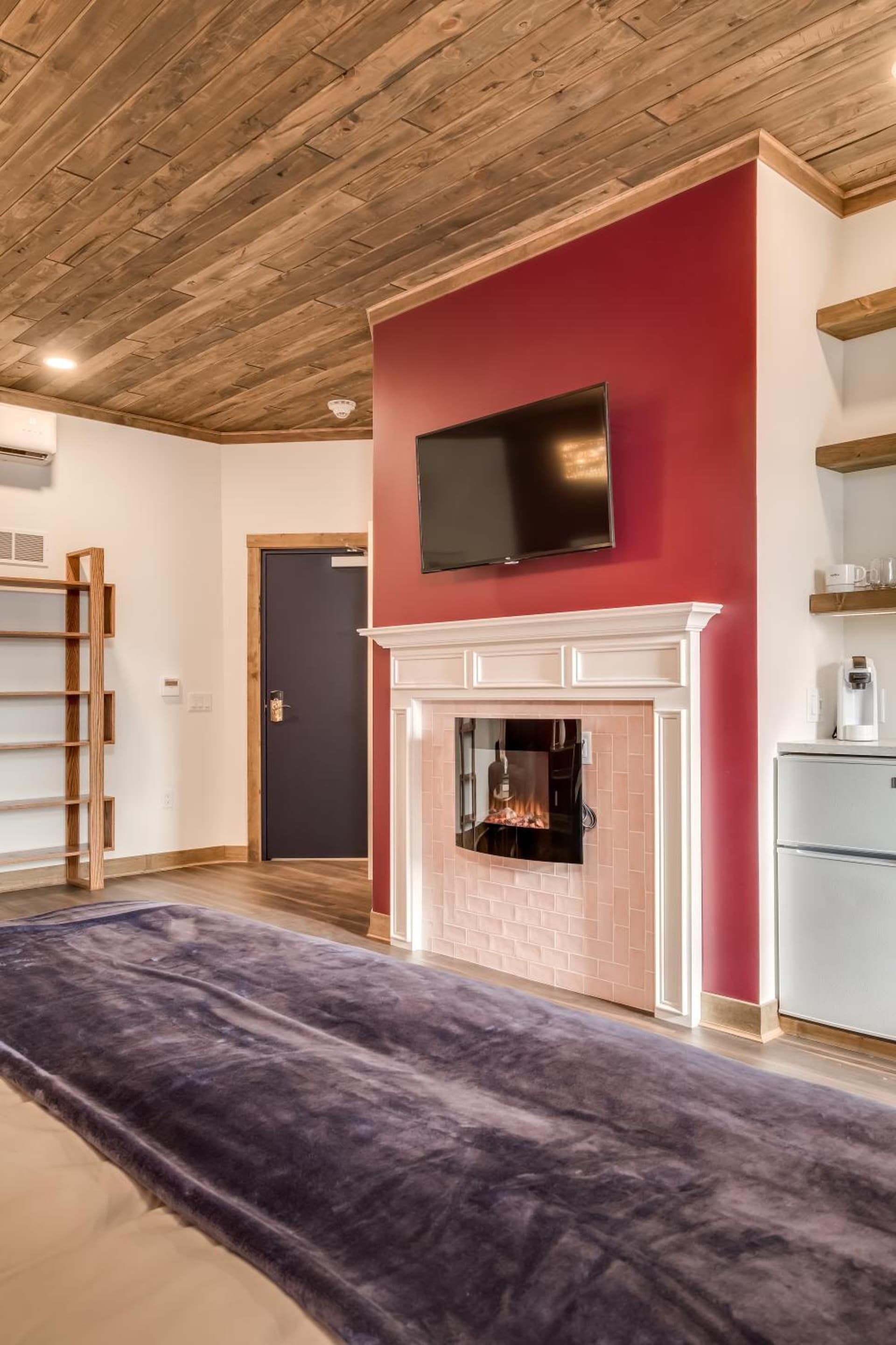 The Port of Prescott Boutique Hotel gallery photo in Prescott, WI — image 78