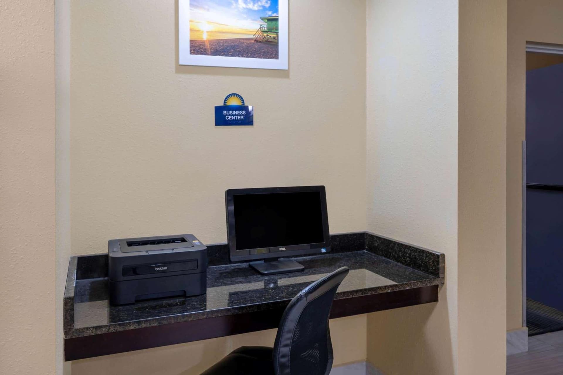 Days Inn by Wyndham Panama City gallery photo in Panama City, FL — image 20