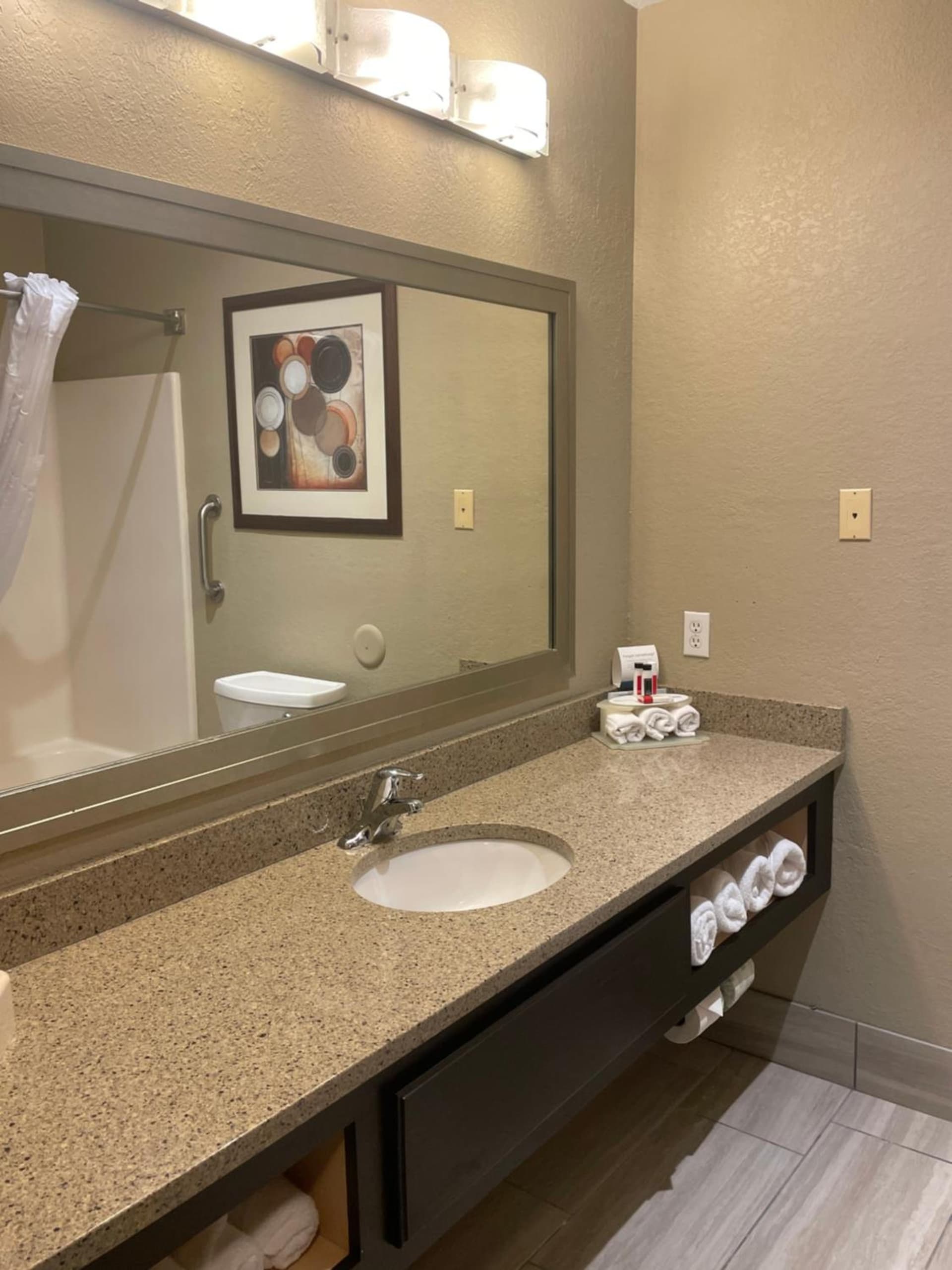 Spark by Hilton La Crosse Onalaska property views in Onalaska, WI — gallery photo 3