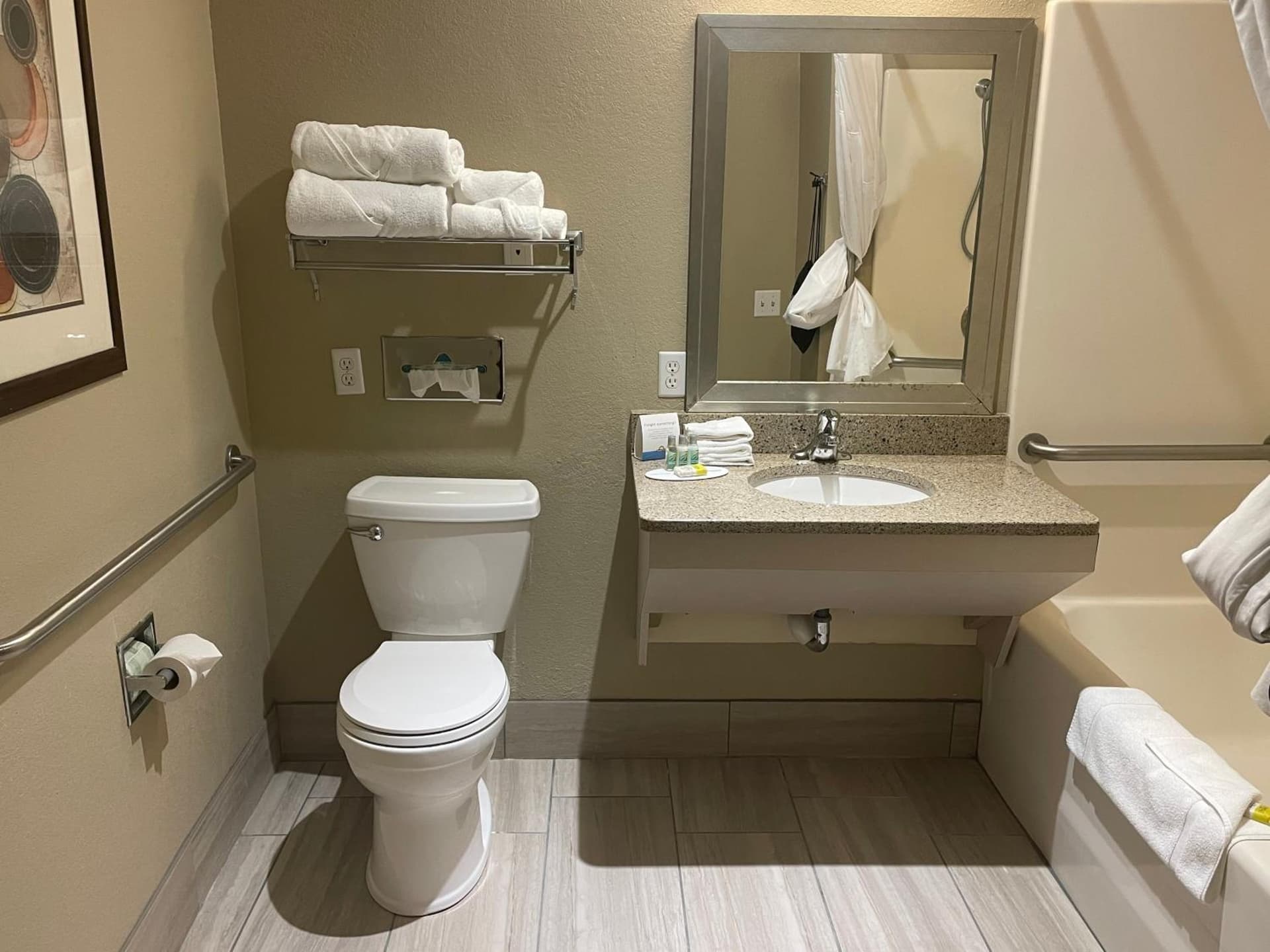 Spark by Hilton La Crosse Onalaska gallery photo in Onalaska, WI — image 17