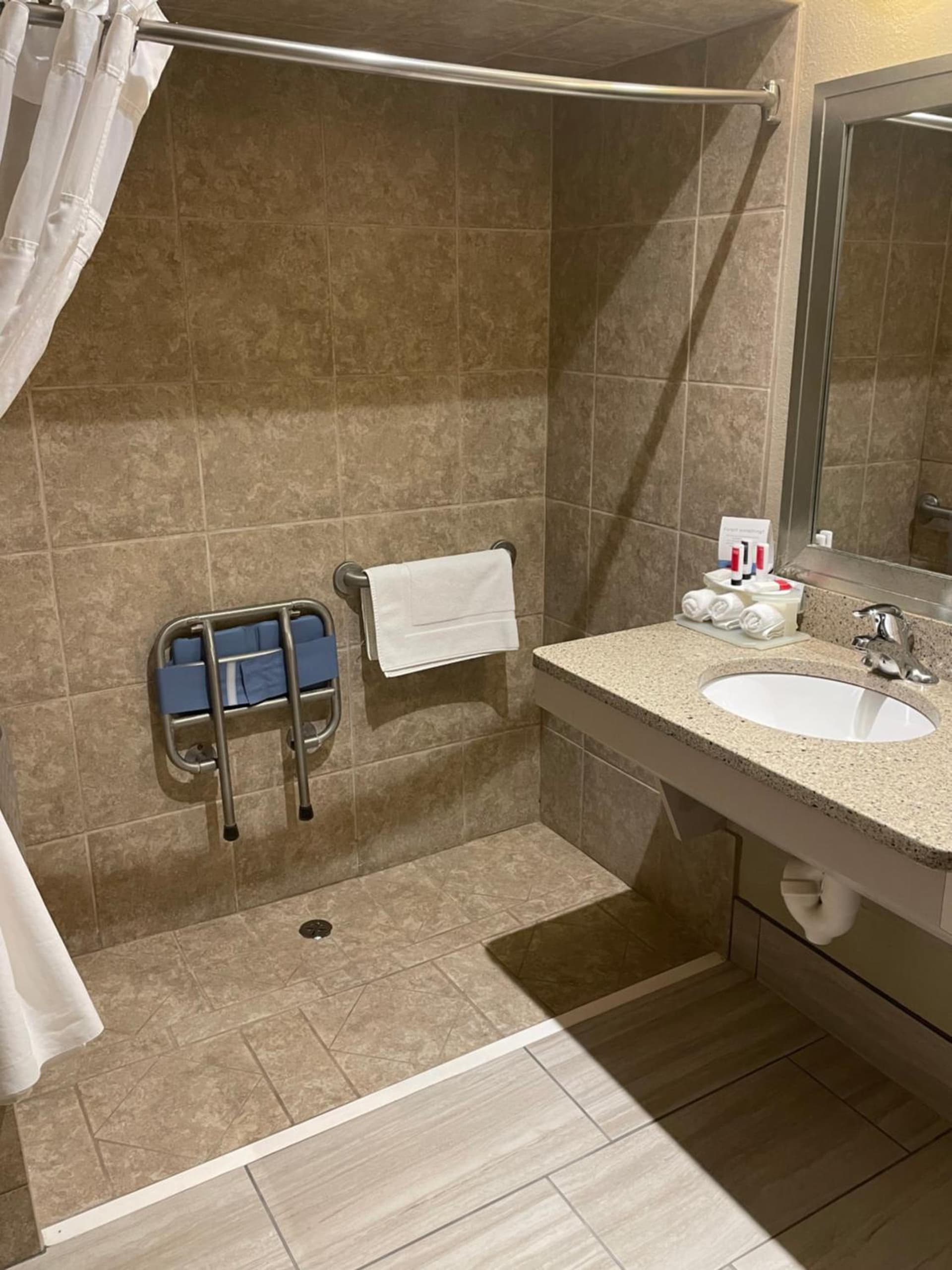 Spark by Hilton La Crosse Onalaska gallery photo in Onalaska, WI — image 8