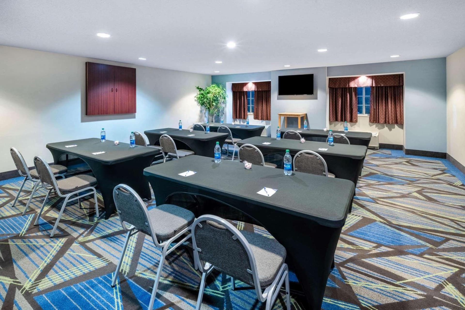 Microtel Inn & Suites Columbus North gallery photo in Columbus, GA — image 4