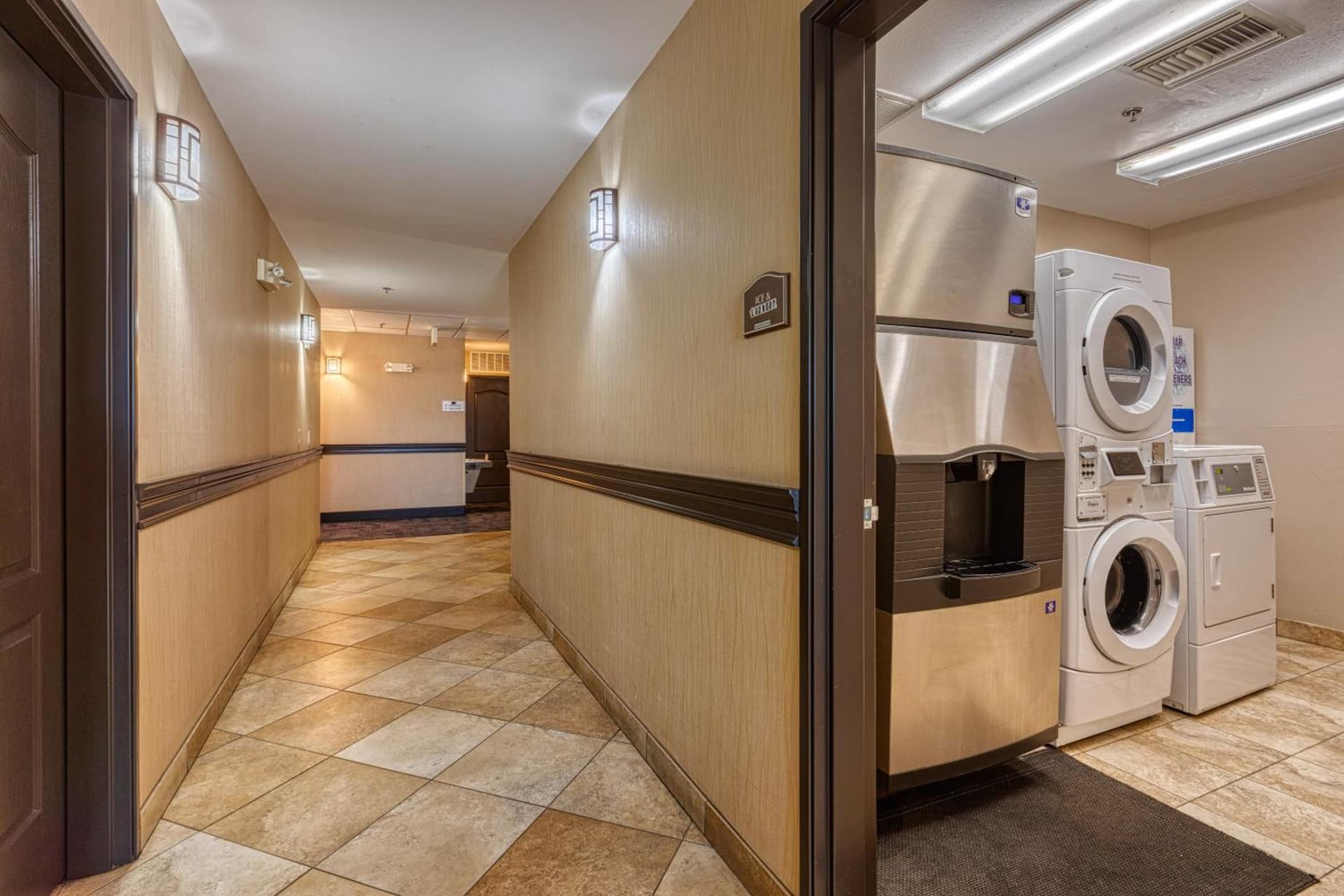 The Azure Hotel gallery photo in Mesa, AZ — image 73