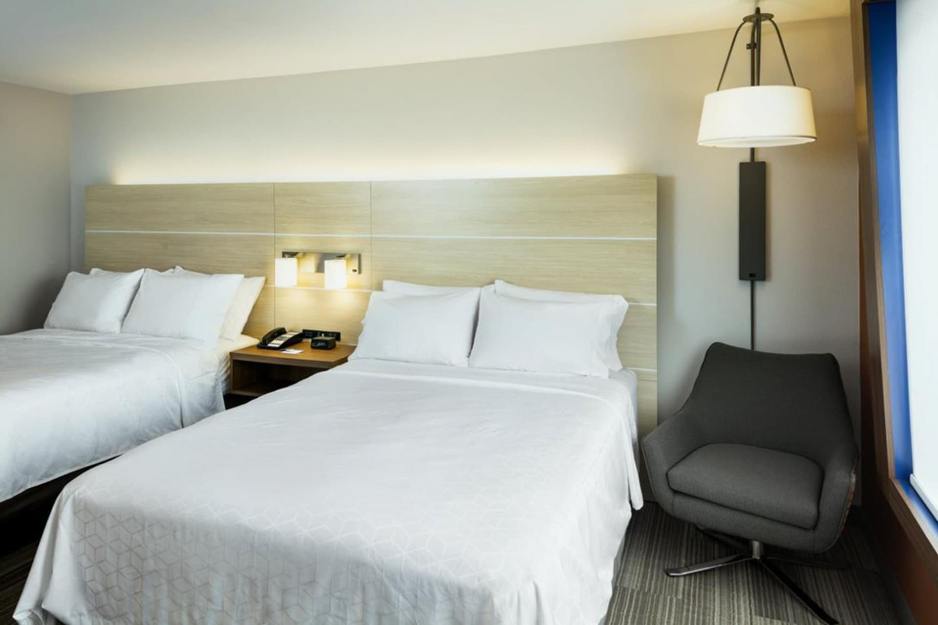 Holiday Inn Express & Suites - Medford by IHG gallery photo in Medford, OR — image 38
