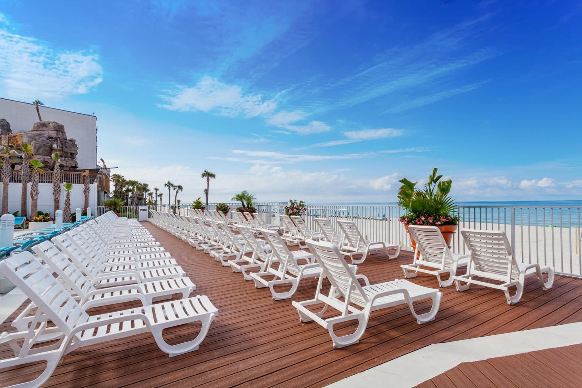 Holiday Inn Express & Suites Panama City Beach - Beachfront by IHG gallery photo in Panama City Beach, FL — image 62