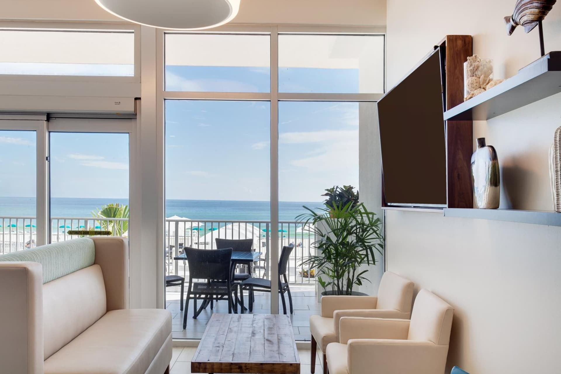 Holiday Inn Express & Suites Panama City Beach - Beachfront by IHG gallery photo in Panama City Beach, FL — image 110