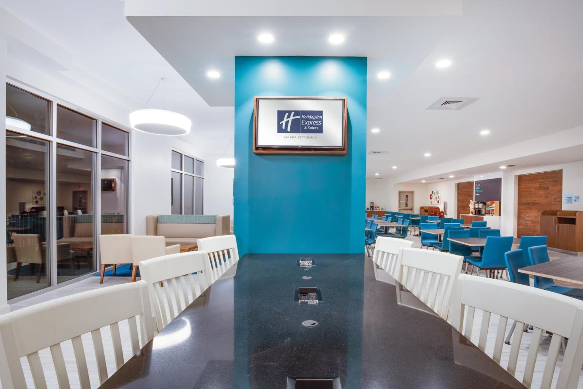 Holiday Inn Express & Suites Panama City Beach - Beachfront by IHG gallery photo in Panama City Beach, FL — image 46