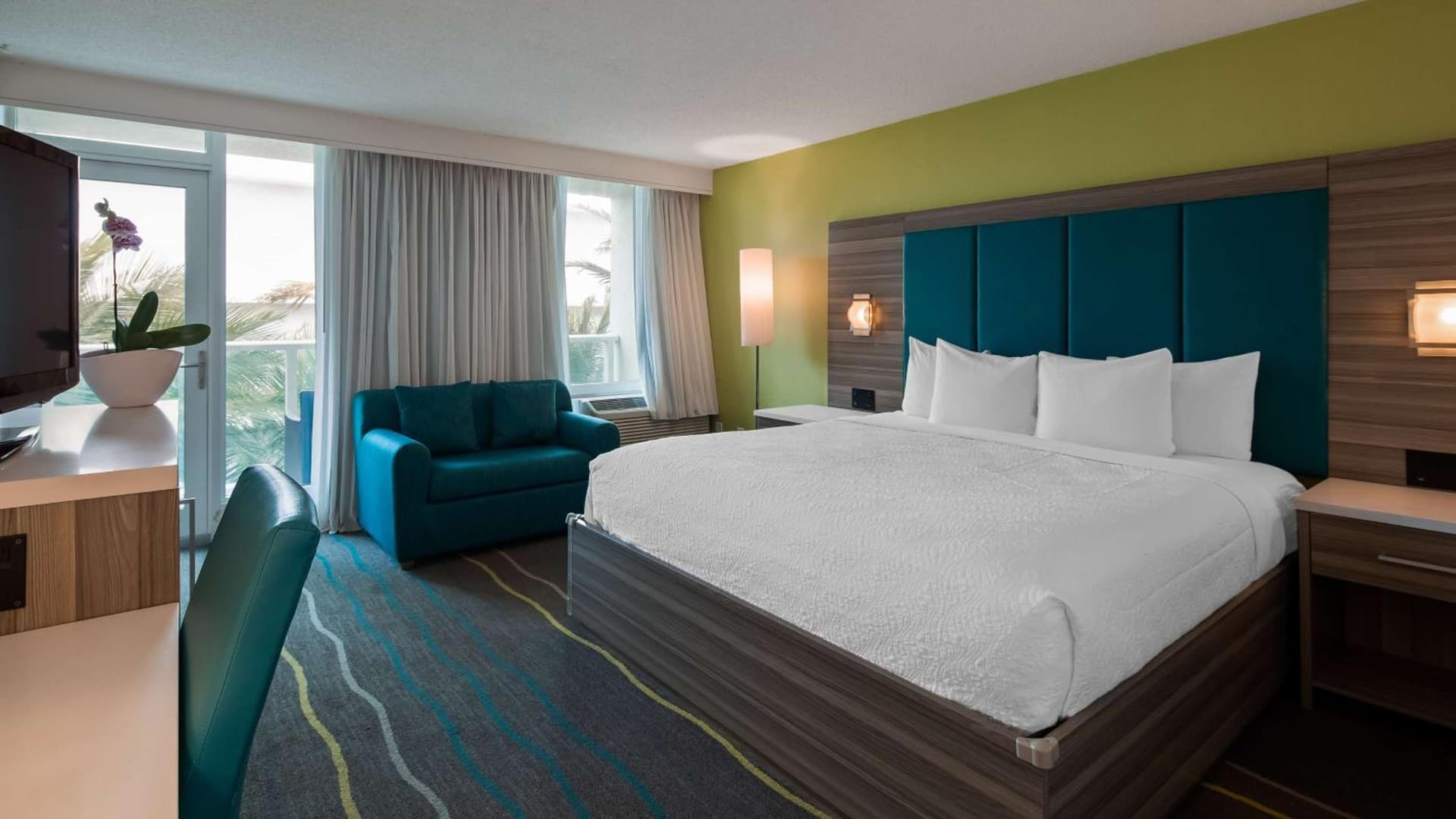 Best Western Plus Oceanside Inn gallery photo in Fort Lauderdale, FL — image 40