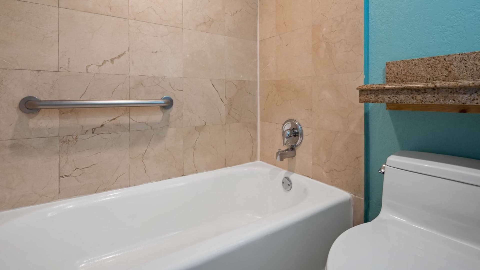 Best Western Plus Oceanside Inn gallery photo in Fort Lauderdale, FL — image 18