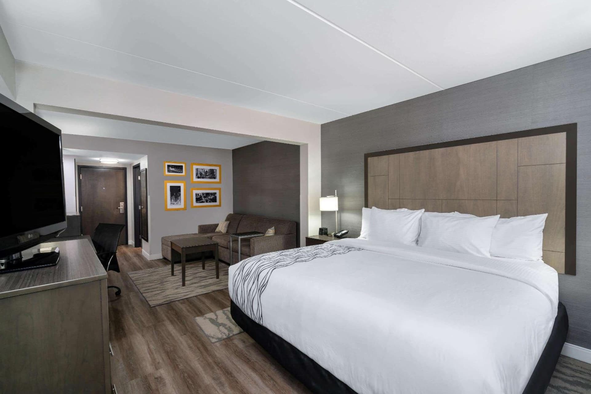 La Quinta by Wyndham Raleigh Downtown North gallery photo in Raleigh, NC — image 14