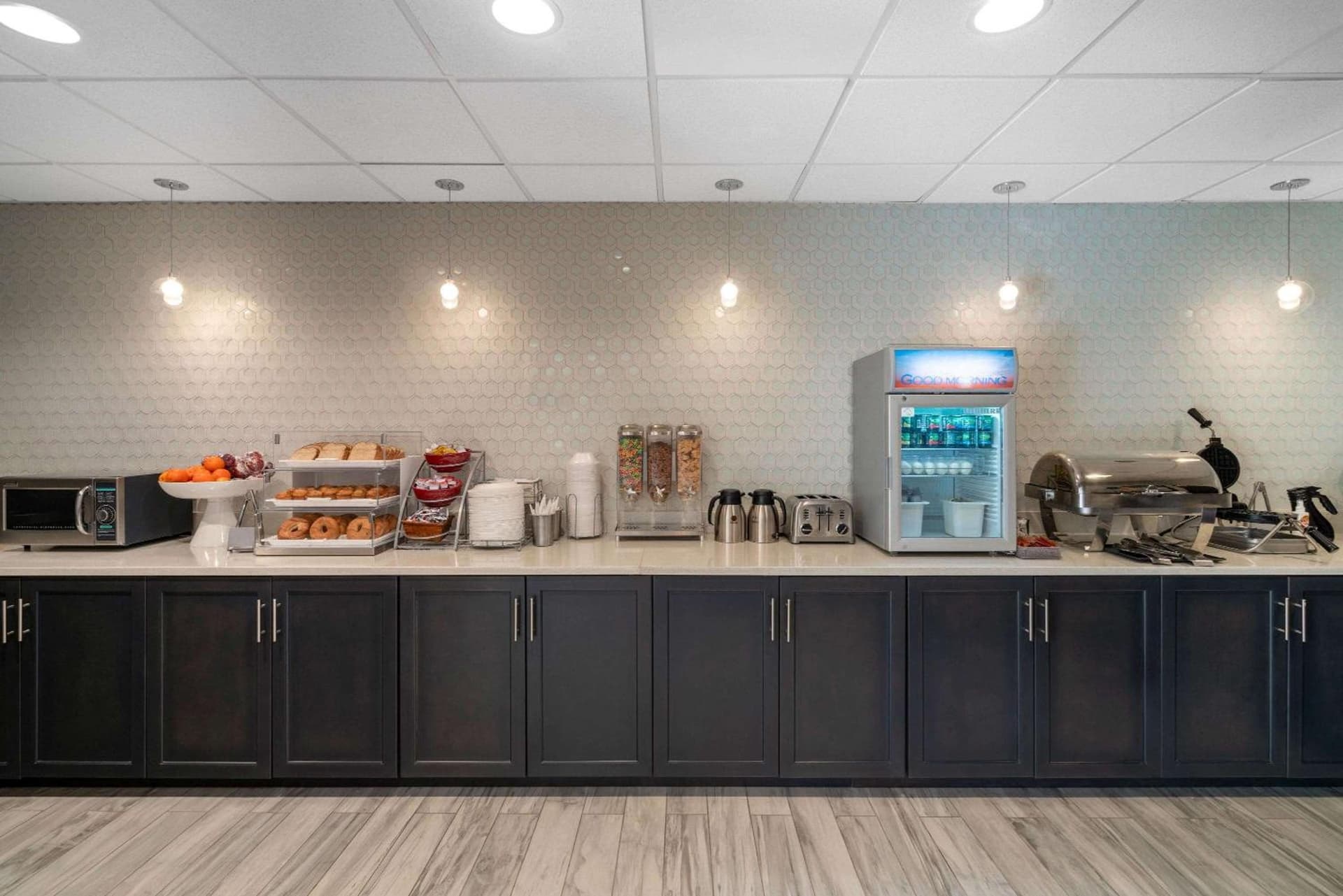 La Quinta by Wyndham Raleigh Downtown North gallery photo in Raleigh, NC — image 33