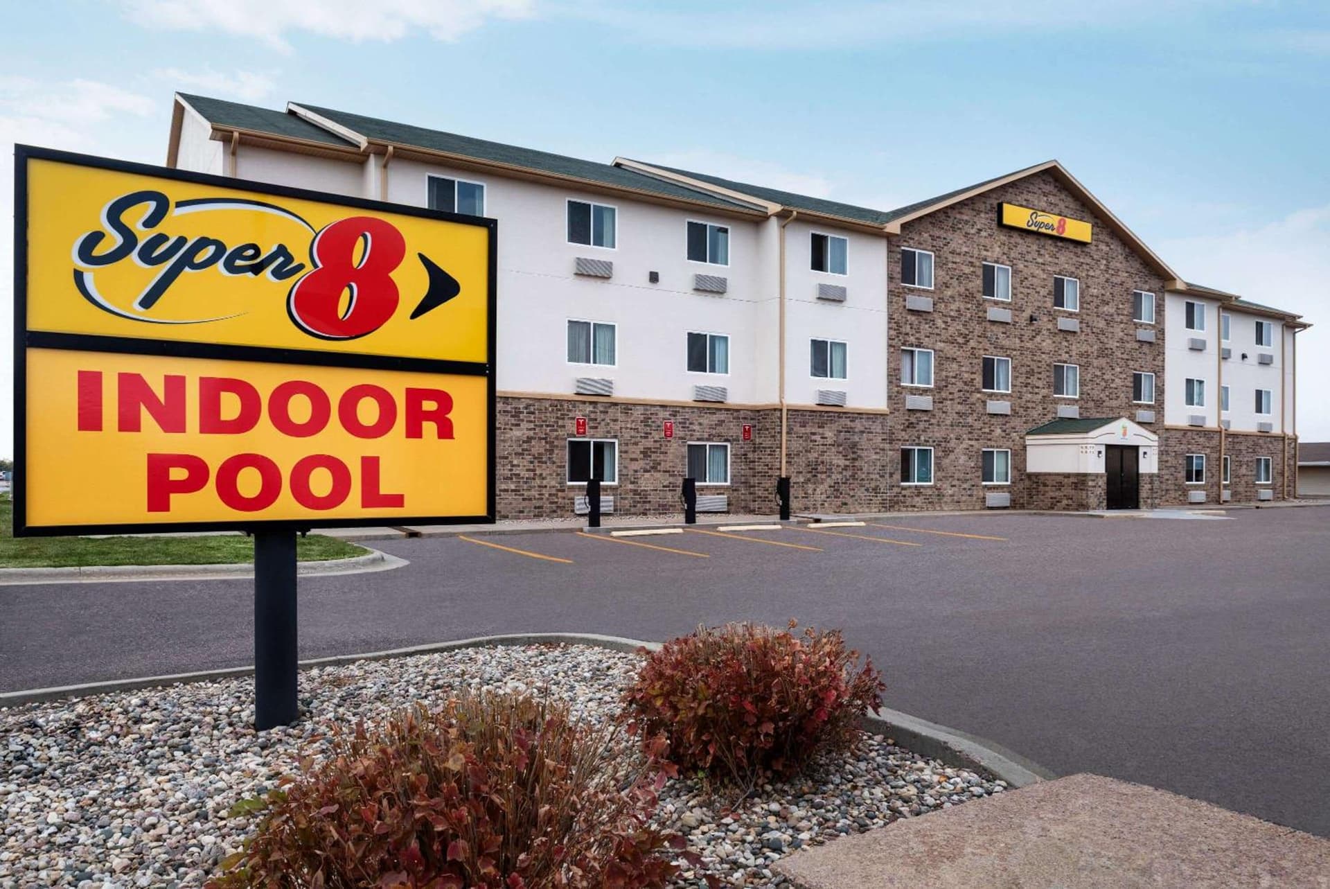 Super 8 by Wyndham Sioux Falls featured exterior or lobby in Sioux Falls, SD — similar hotel