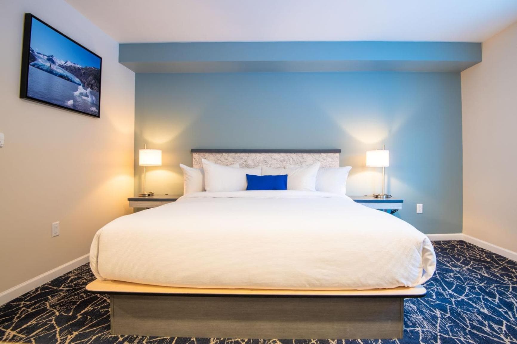 Gateway Hotel property views in Seward, AK — gallery photo 3