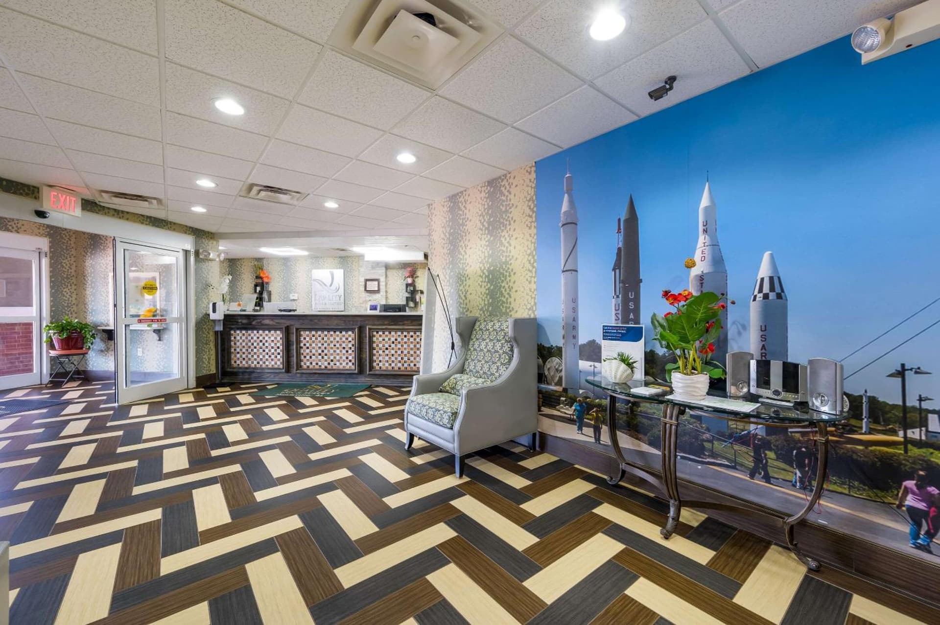Quality Inn & Suites Huntsville Research Park Area property views in Huntsville, AL — gallery photo 3