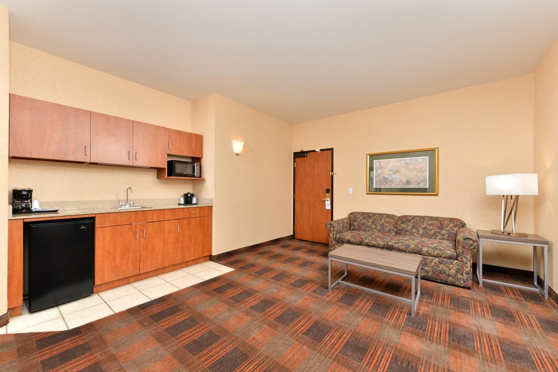 HOLIDAY INN EXPRESS & SUITES ELK GROVE CENTRAL - HWY 99 by IHG gallery photo in Elk Grove, CA — image 48