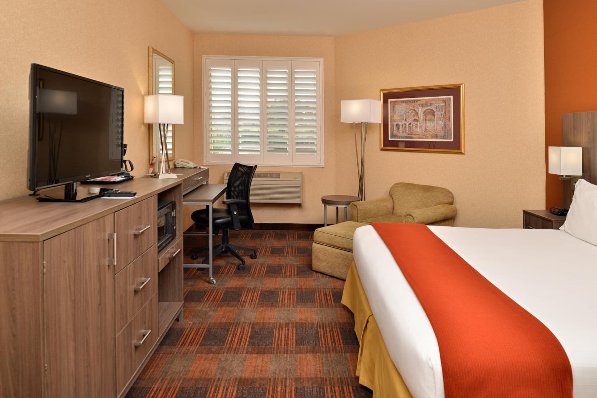 HOLIDAY INN EXPRESS & SUITES ELK GROVE CENTRAL - HWY 99 by IHG gallery photo in Elk Grove, CA — image 23