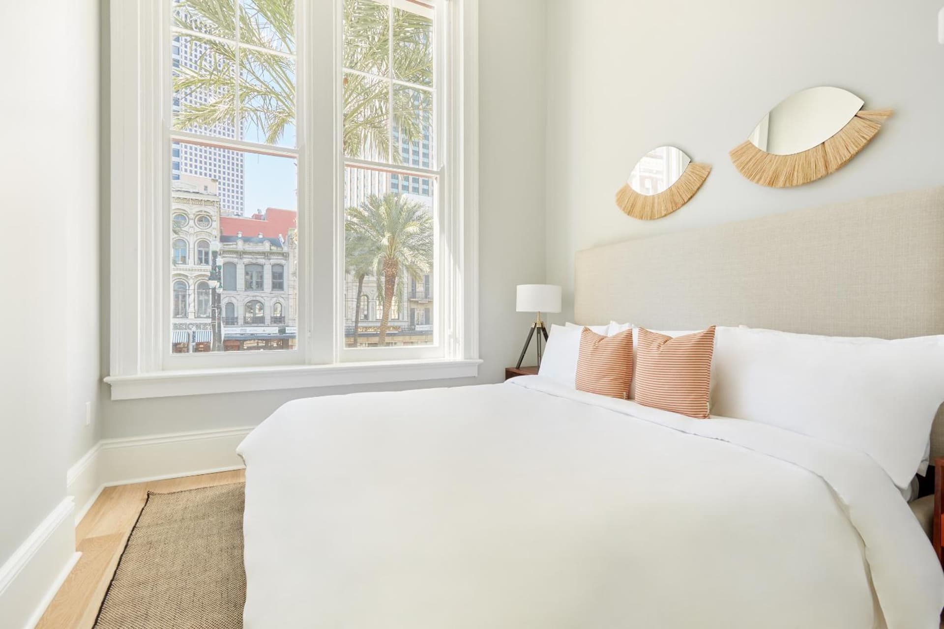 The Harlequin by AvantStay interior in New Orleans, LA — gallery photo 2