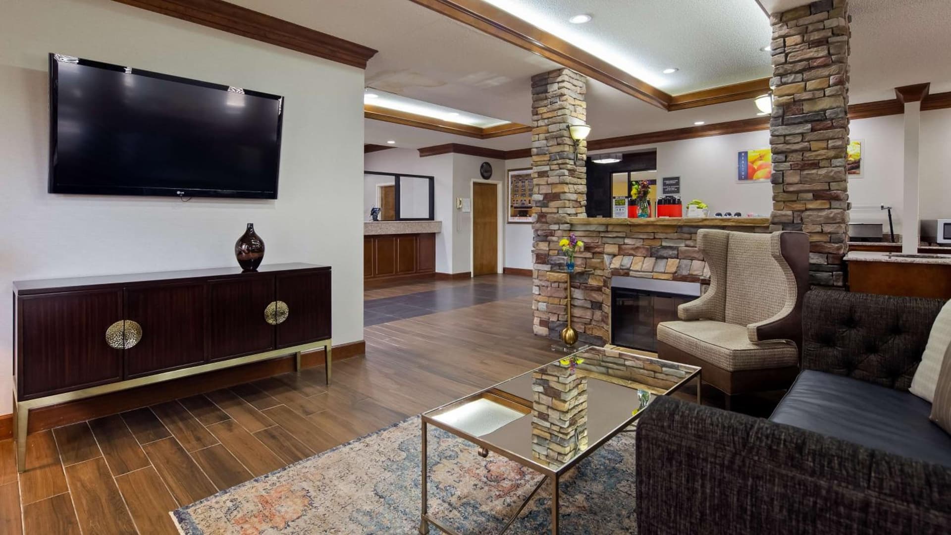Best Western Inn & Suites property views in Byron, GA — gallery photo 3
