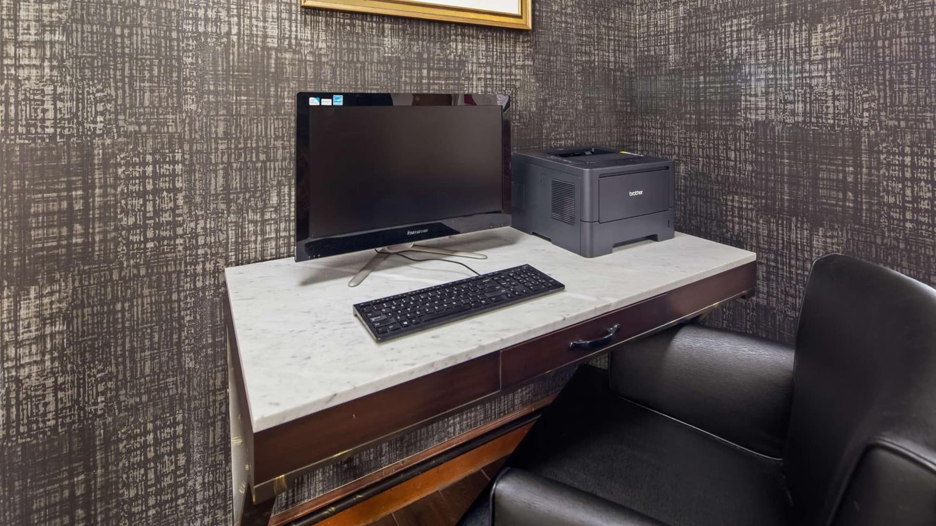 Best Western Inn & Suites property views in Byron, GA — gallery photo 3