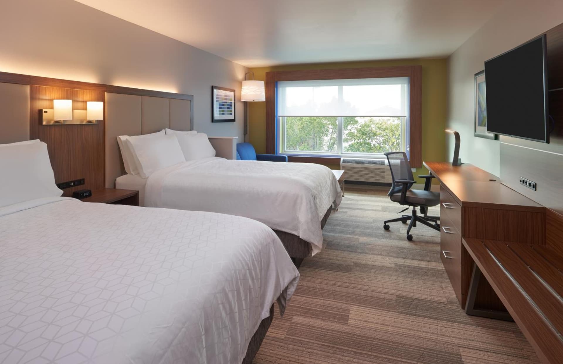 Holiday Inn Express Doral Miami by IHG property views in Doral, FL — gallery photo 3