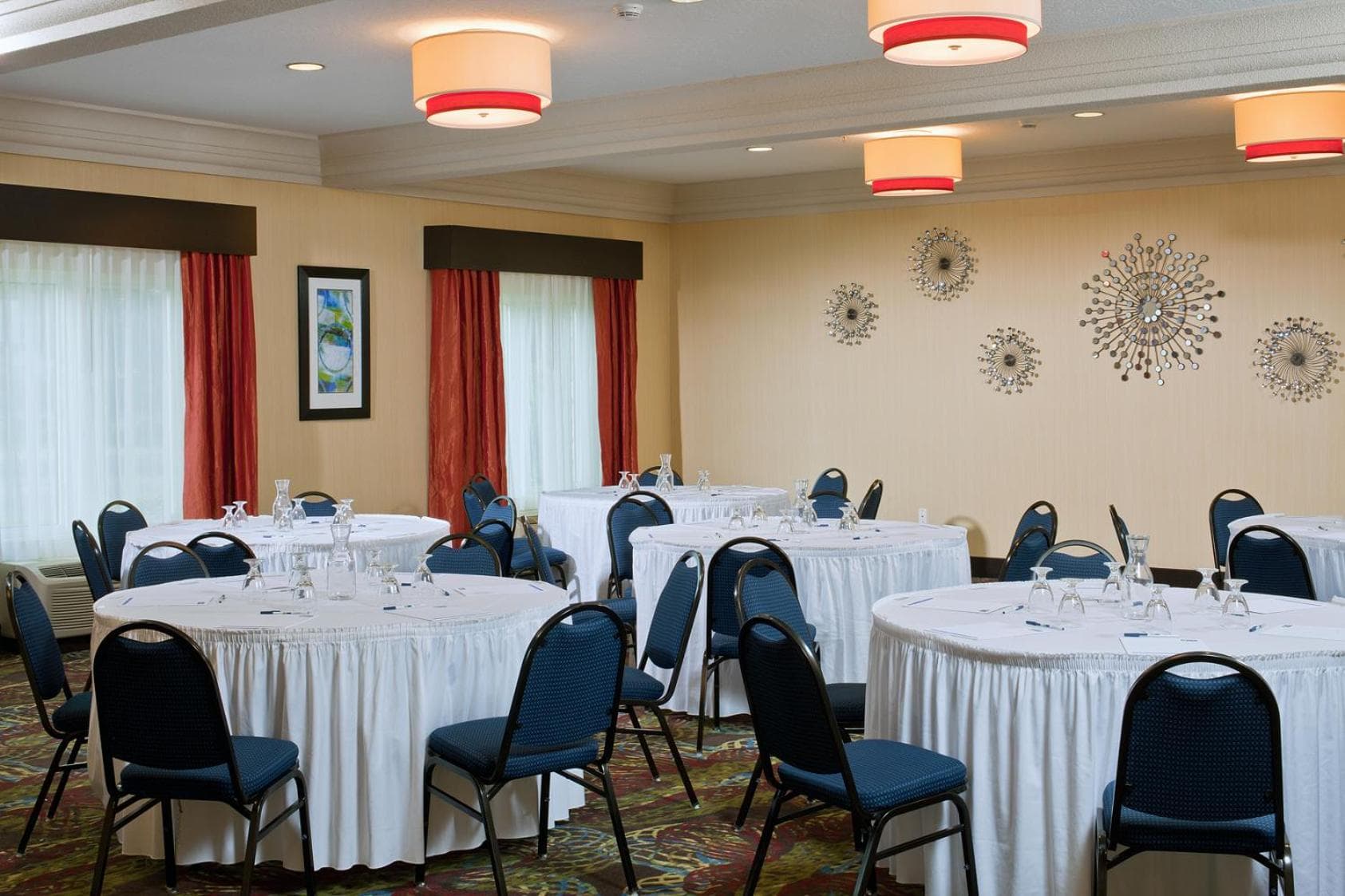 Holiday Inn Express Hotel & Suites Saginaw by IHG gallery photo in Saginaw, MI — image 60