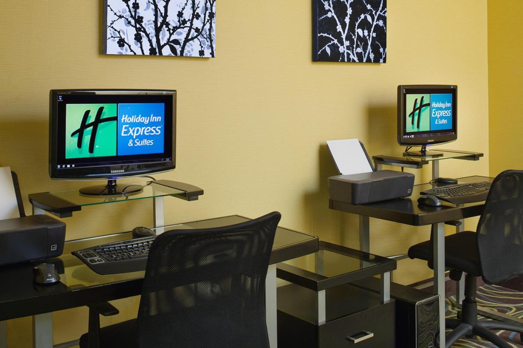 Holiday Inn Express Hotel & Suites Saginaw by IHG gallery photo in Saginaw, MI — image 22