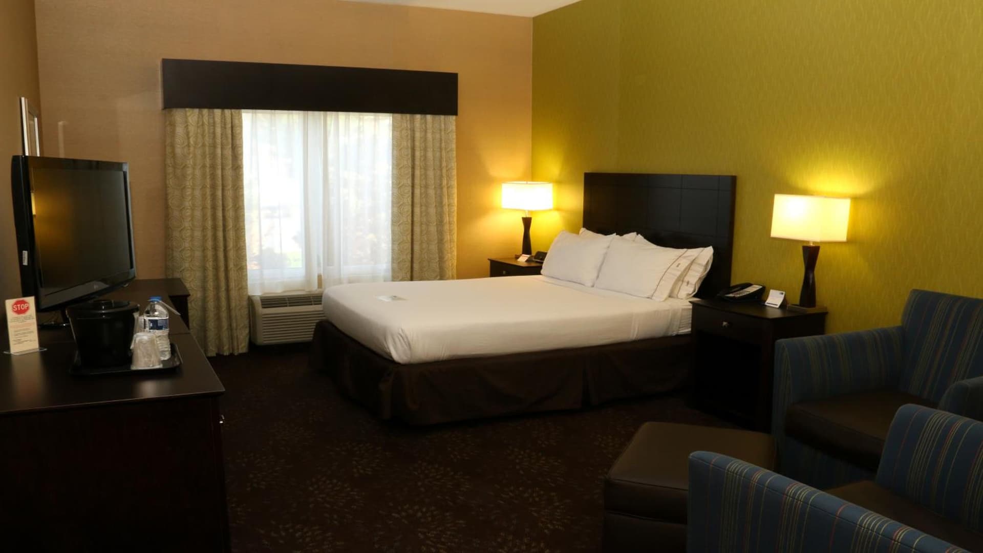 Holiday Inn Express Hotel & Suites Saginaw by IHG gallery photo in Saginaw, MI — image 49