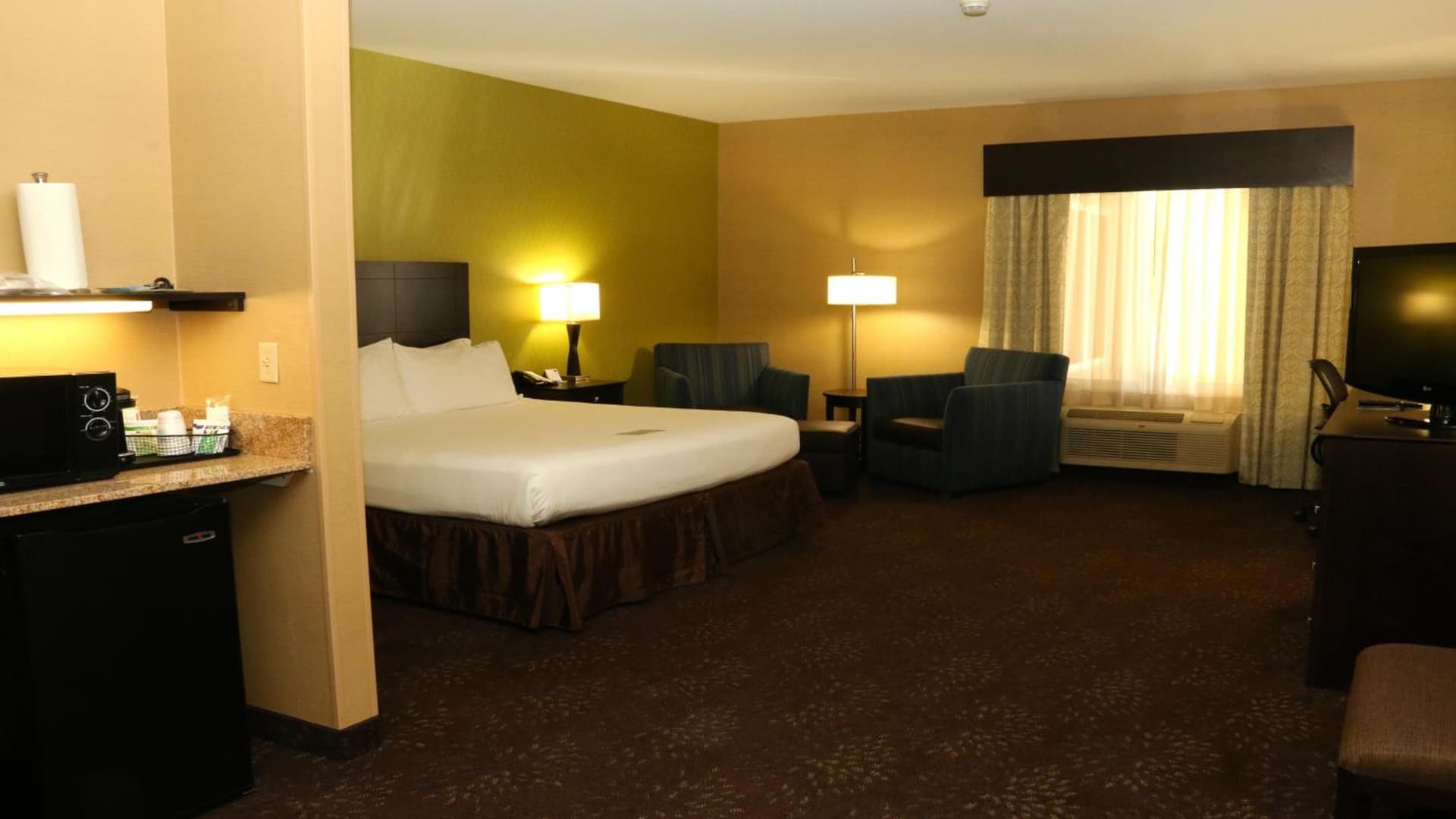 Holiday Inn Express Hotel & Suites Saginaw by IHG gallery photo in Saginaw, MI — image 8