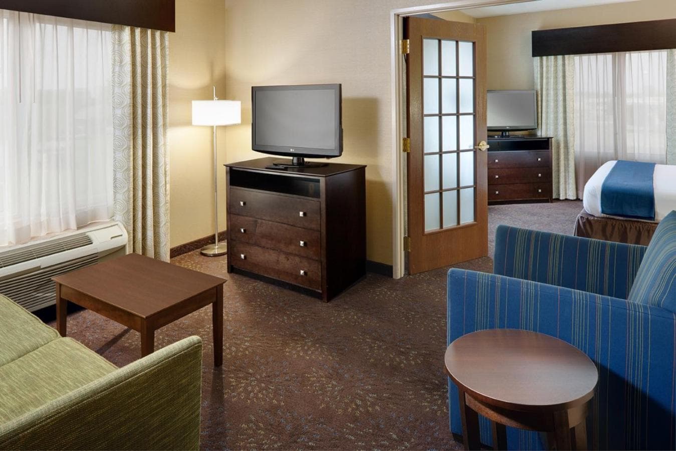 Holiday Inn Express Hotel & Suites Saginaw by IHG gallery photo in Saginaw, MI — image 46