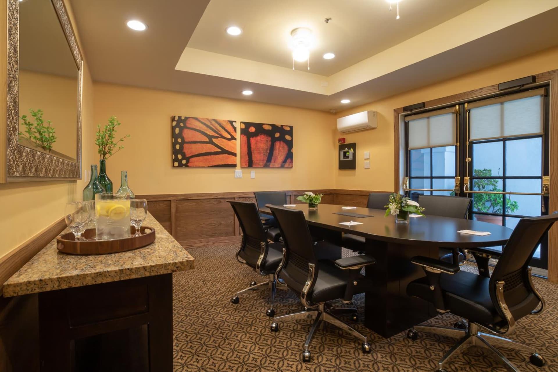 Oxford Suites Pismo Beach gallery photo in Pismo Beach, CA — image 36