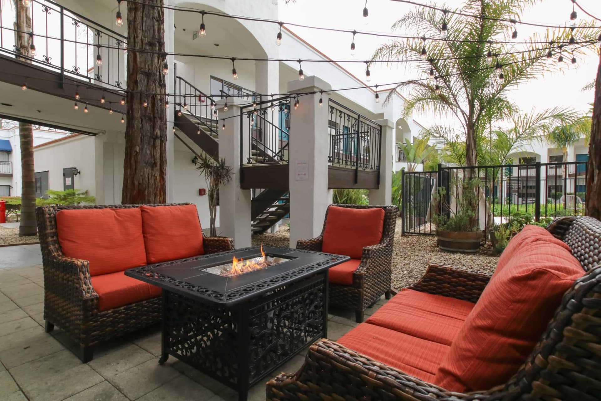 Oxford Suites Pismo Beach gallery photo in Pismo Beach, CA — image 34