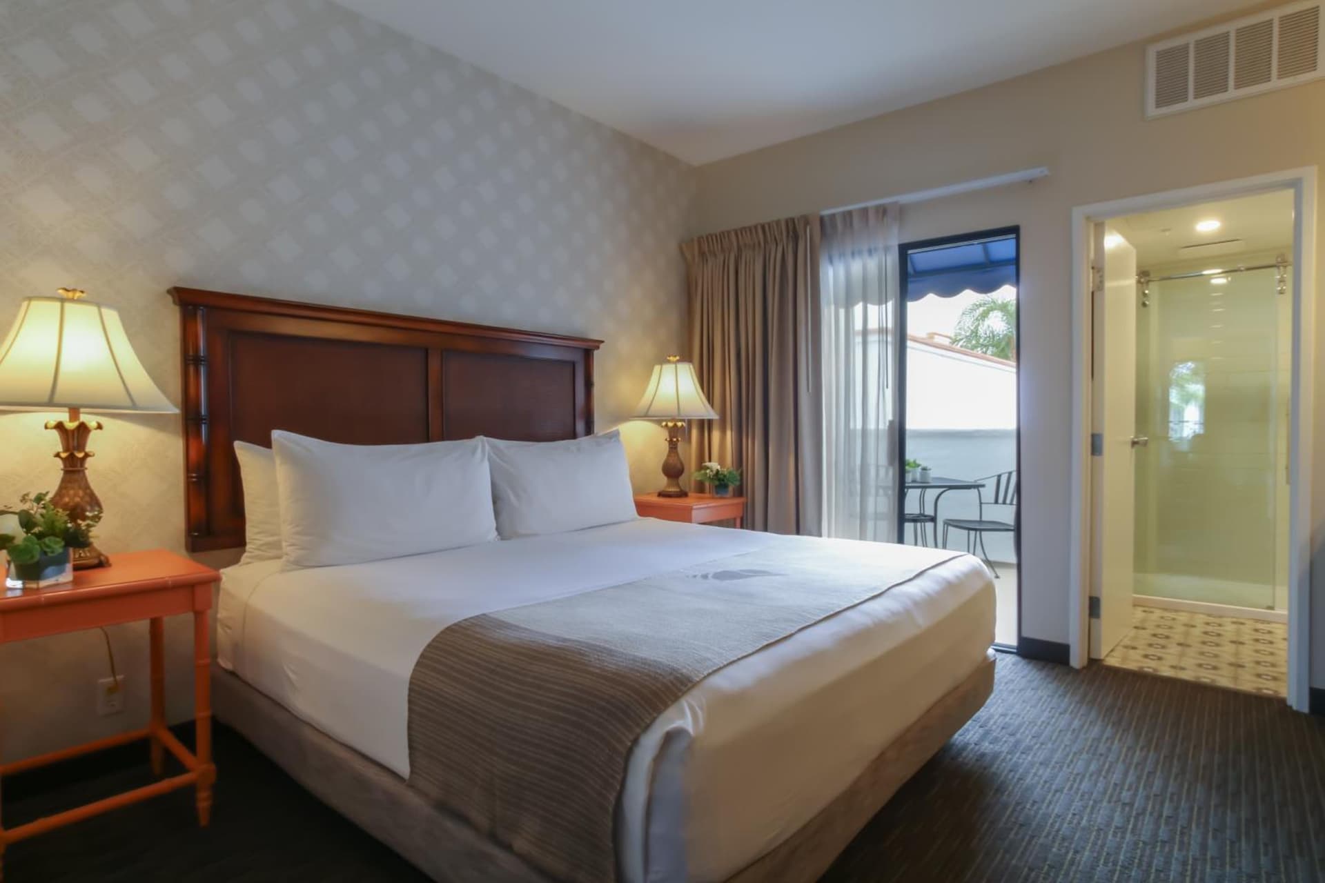 Oxford Suites Pismo Beach gallery photo in Pismo Beach, CA — image 39