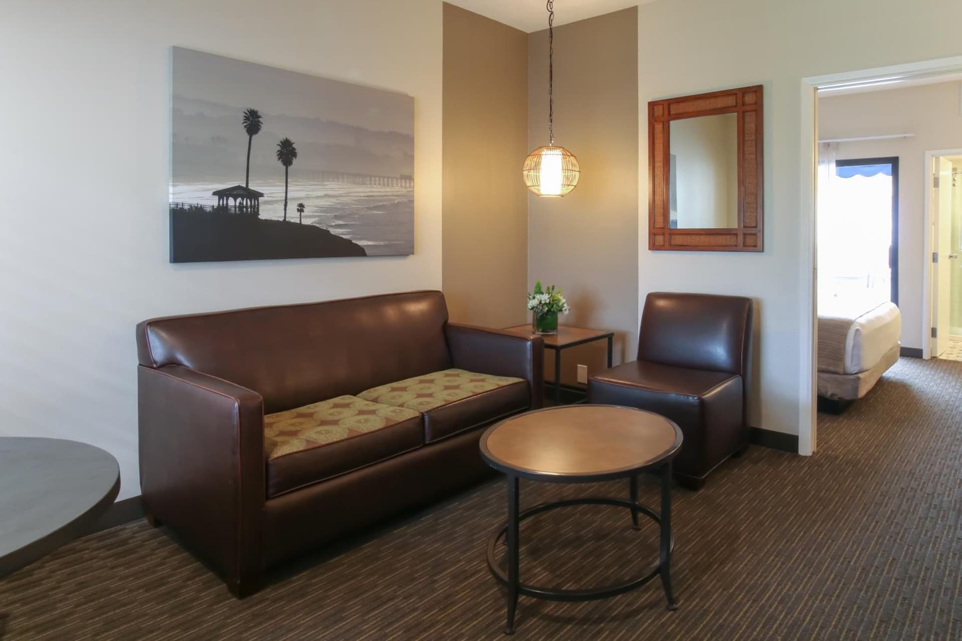 Oxford Suites Pismo Beach gallery photo in Pismo Beach, CA — image 37