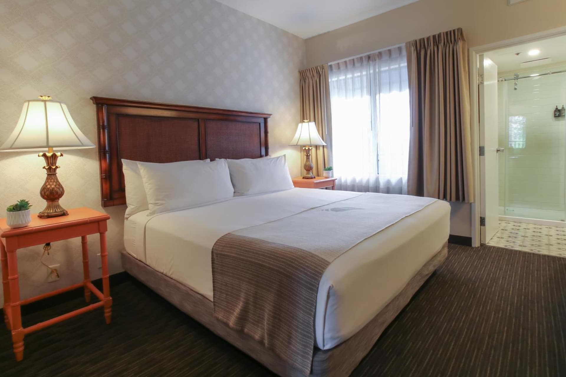 Oxford Suites Pismo Beach gallery photo in Pismo Beach, CA — image 8